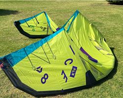 Duotone Dice Sls 8M & 10M kitesurfing kite