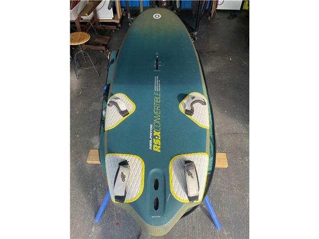 Fins, Extensions And Rig Winches