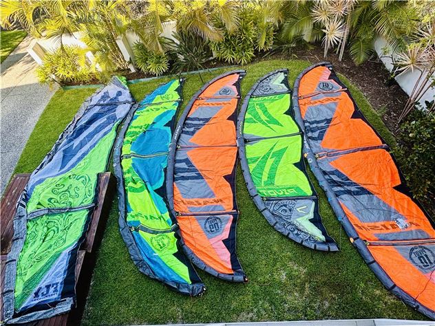 2015 Naish Pivot