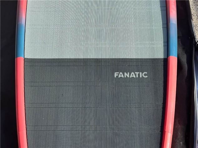 2024 Fanatic Downwinder - 5' 10", 105 Litres