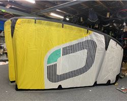 Ozone Enduro V4 14 metre kitesurfing kite