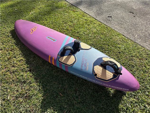 2023 JP Australia Freestyle Wave Pro Edition - 230 cm, 94 litres