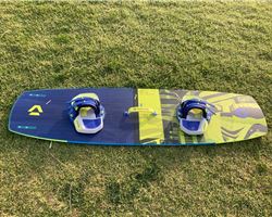 Duotone Gonzales 151 cm kiteboarding twintip