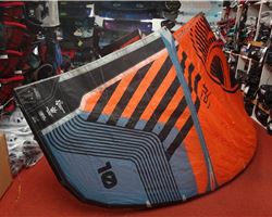 Cabrinha Moto 10 metre kiteboarding kite