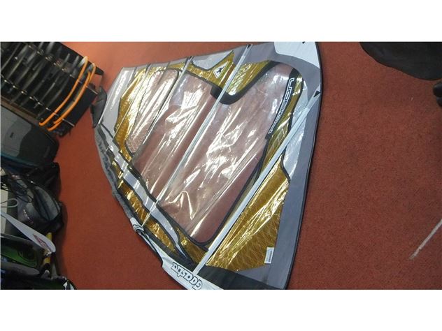 2008 Gaastra Gaastra Poison 5.4  2008 - 5.4 metre