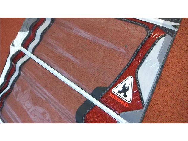 2008 Neil Pryde Gaastra Poison 4.2  2008 - 4.2 metre