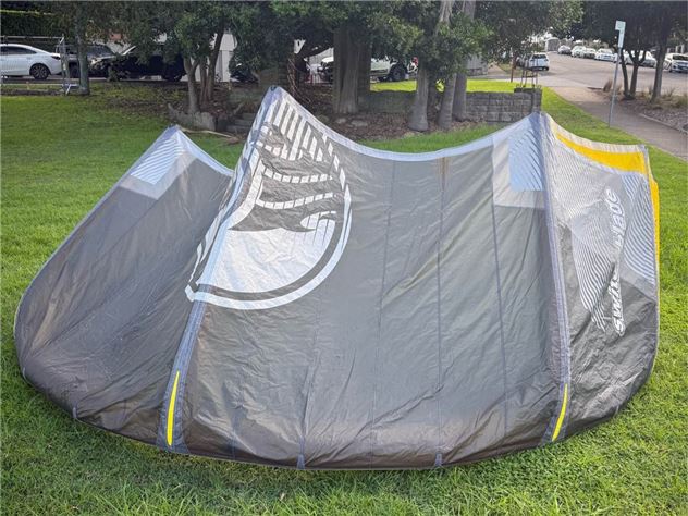 2019 Cabrinha Switchblade - 9 metre