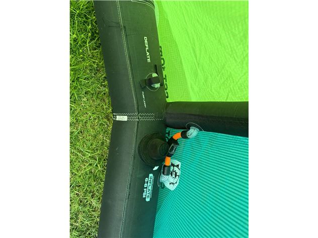 2024 Slingshot Sst V7 Wave / Freeride Kite - 10 metre