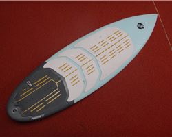 Cabrinha Phantom 5' 6" kitesurfing surfboard