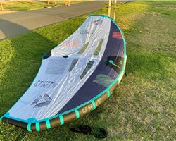 Duotone Unit 3 metre foiling wind wing