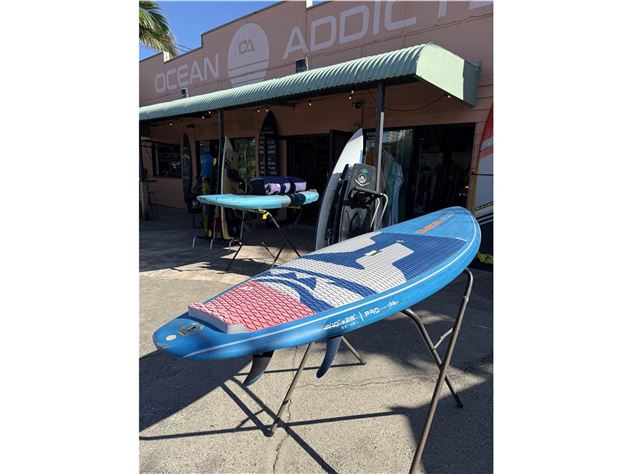 Starboard Pro - 7' 10", 28 inches