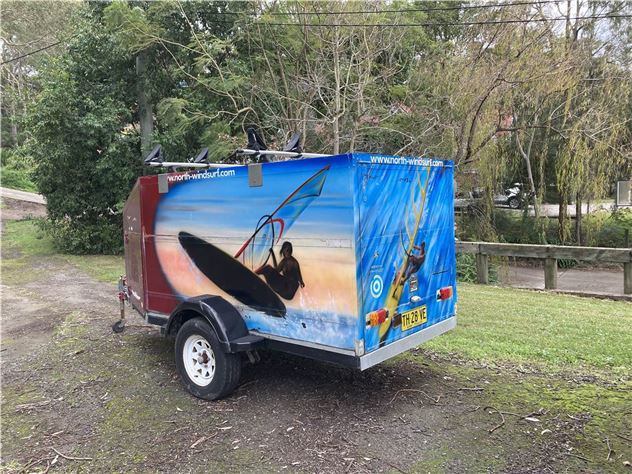 Windsurfing Trailer