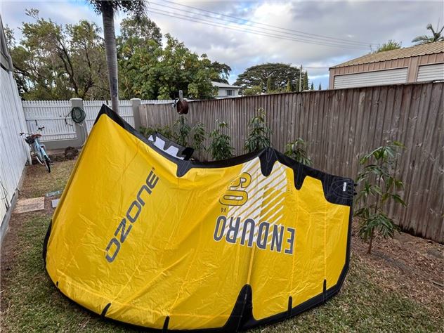 2024 Ozone Enduro V4 - 9 metre