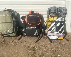   kitesurfing kite